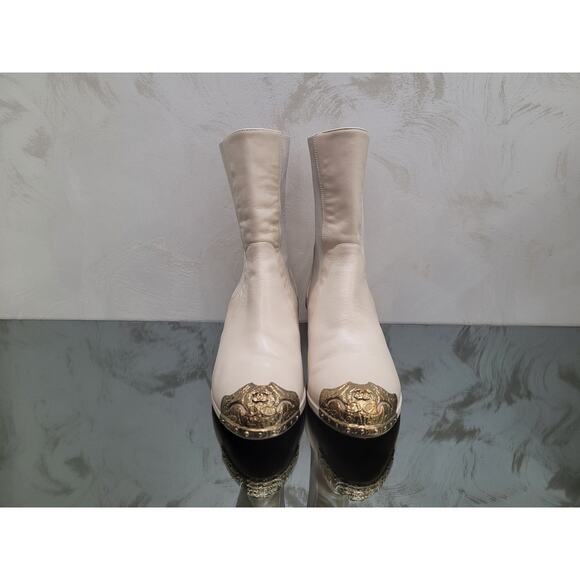 Chanel Paris-Dallas Beige Leather Ankle Boots - Size 37 - Picture 8 of 16